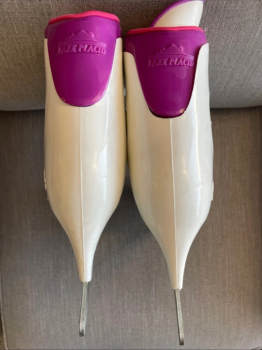 Women's Lake Placid size 10 Figure Skates, white hard boot with pink lining
